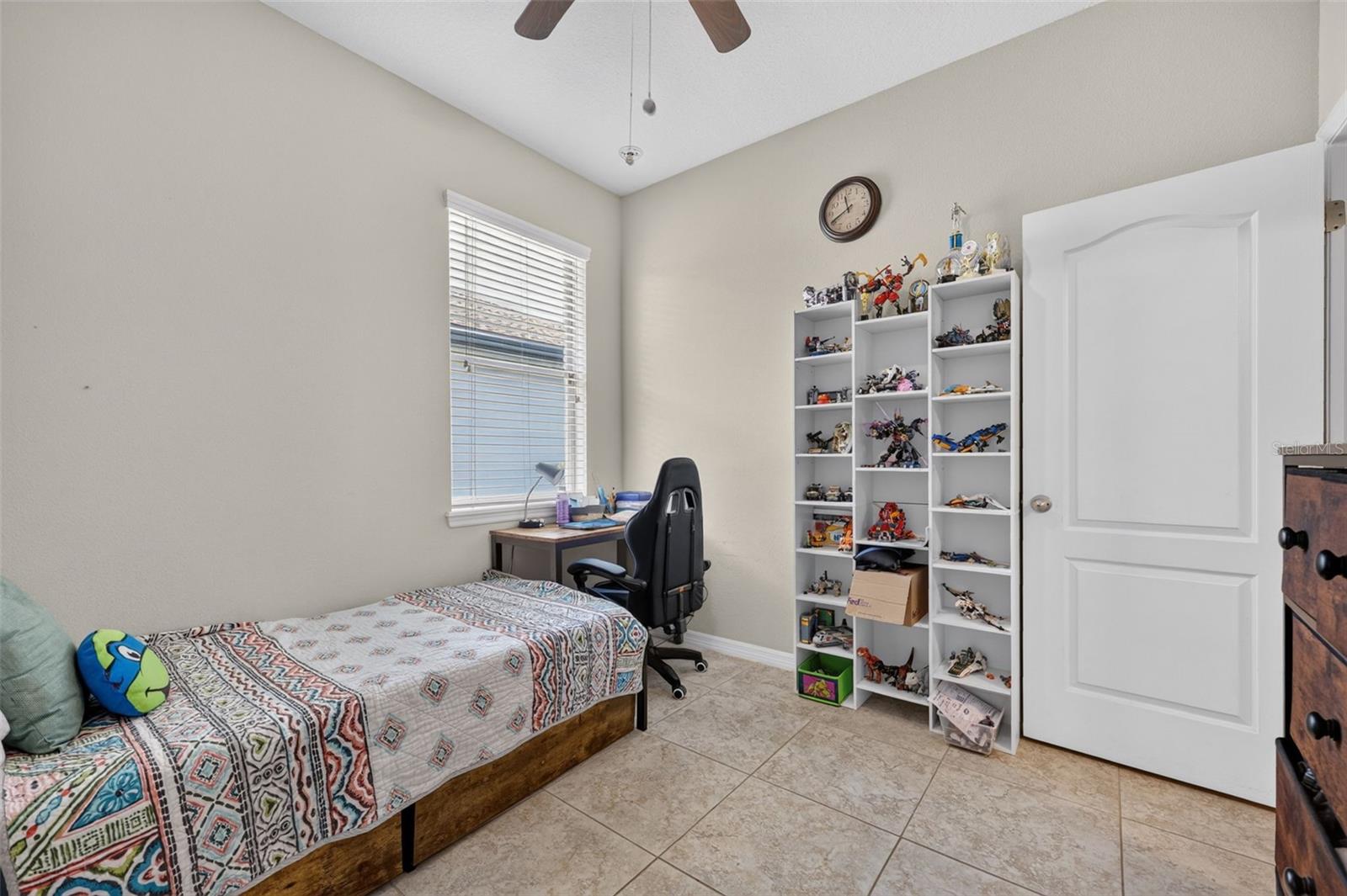 5512 MANG PL