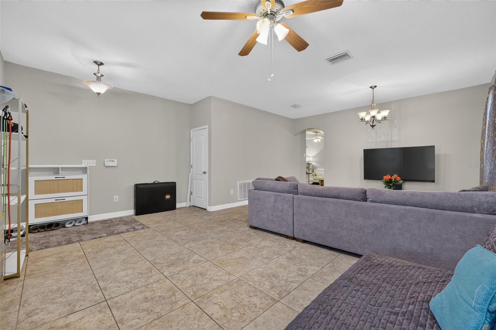 5512 MANG PL
