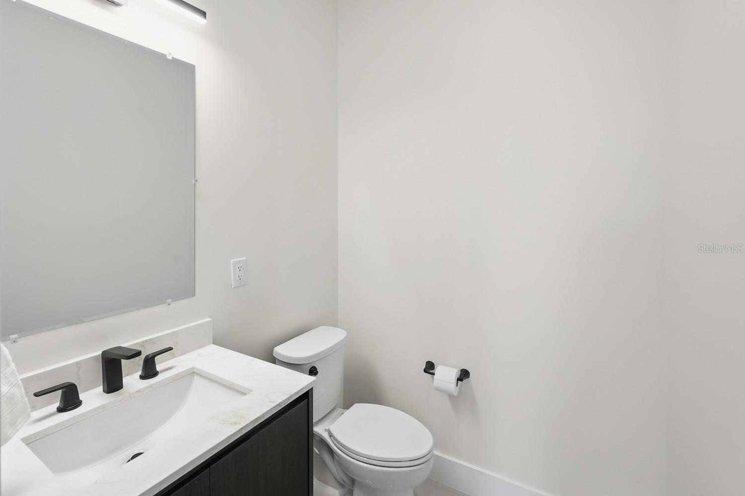 10860 MCALESTER CIR #1R