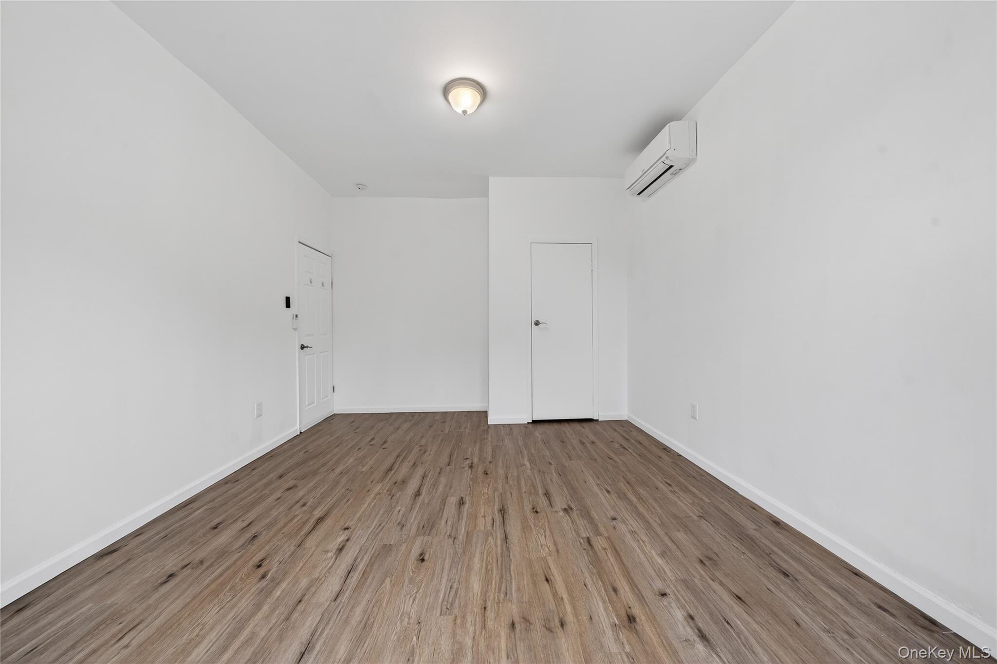 647 Manida Street Unit: 2
