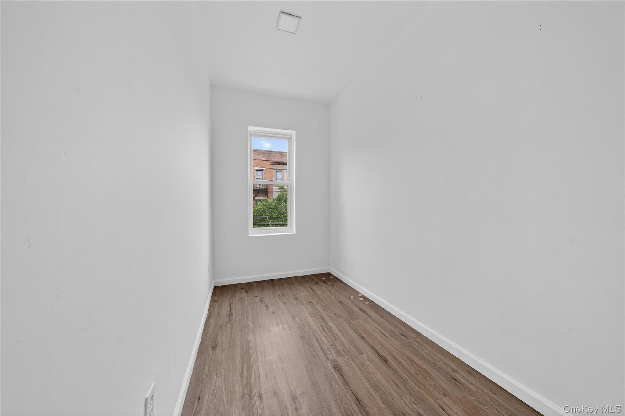 647 Manida Street Unit: 2