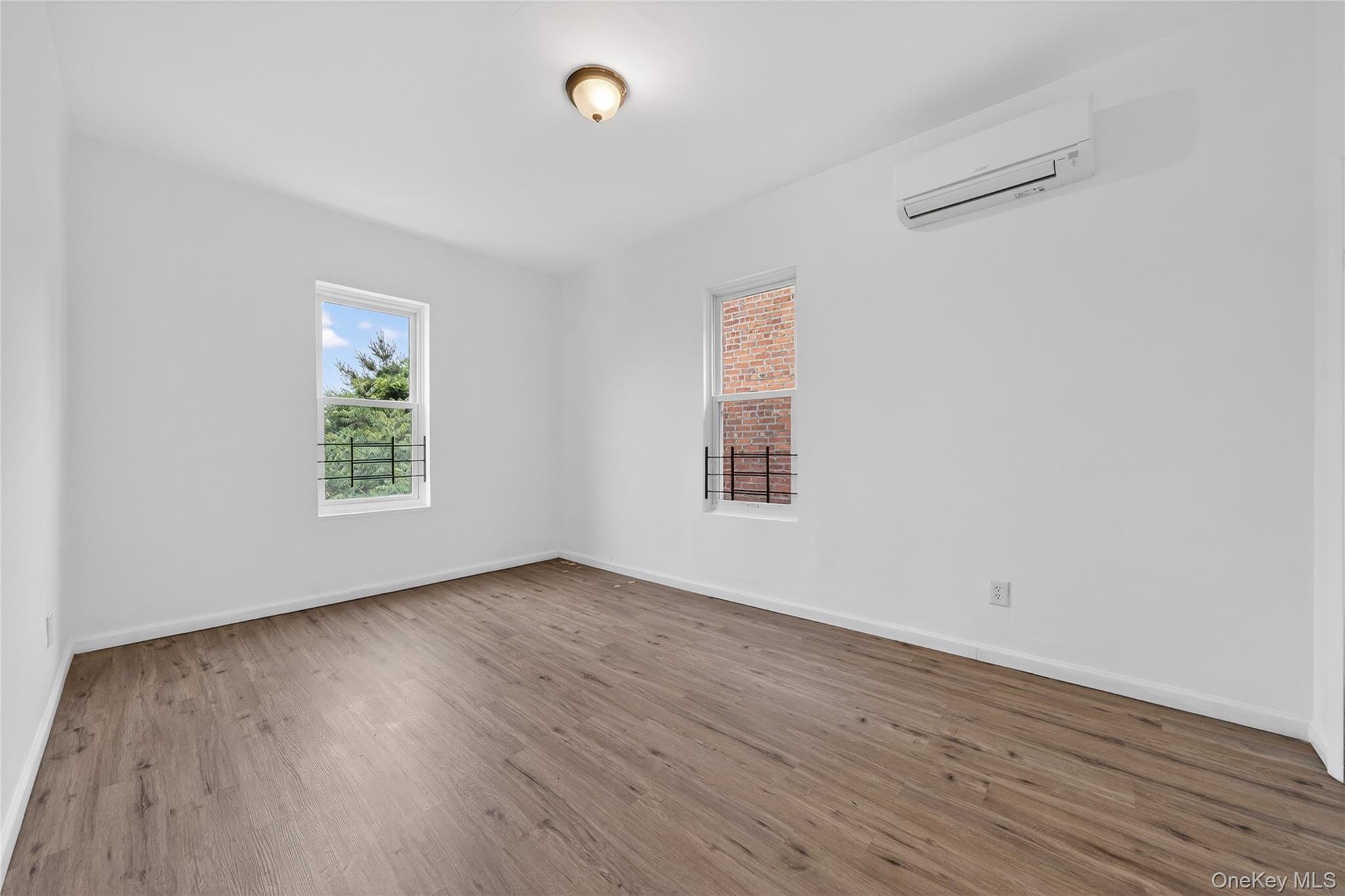 647 Manida Street Unit: 2