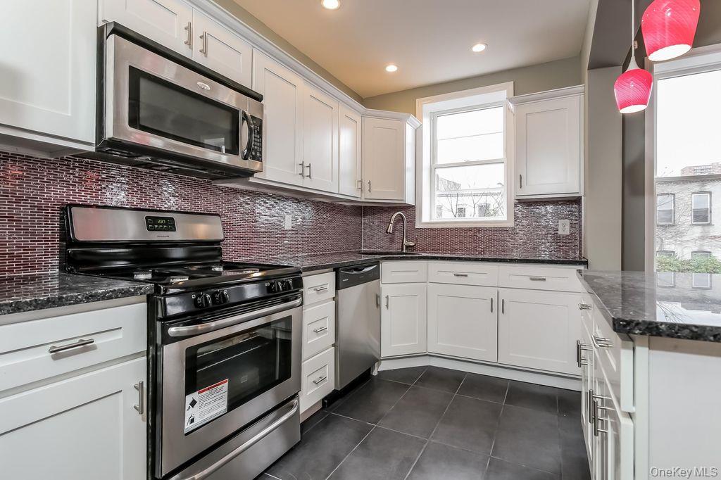 21 Dewey Place Unit: 2