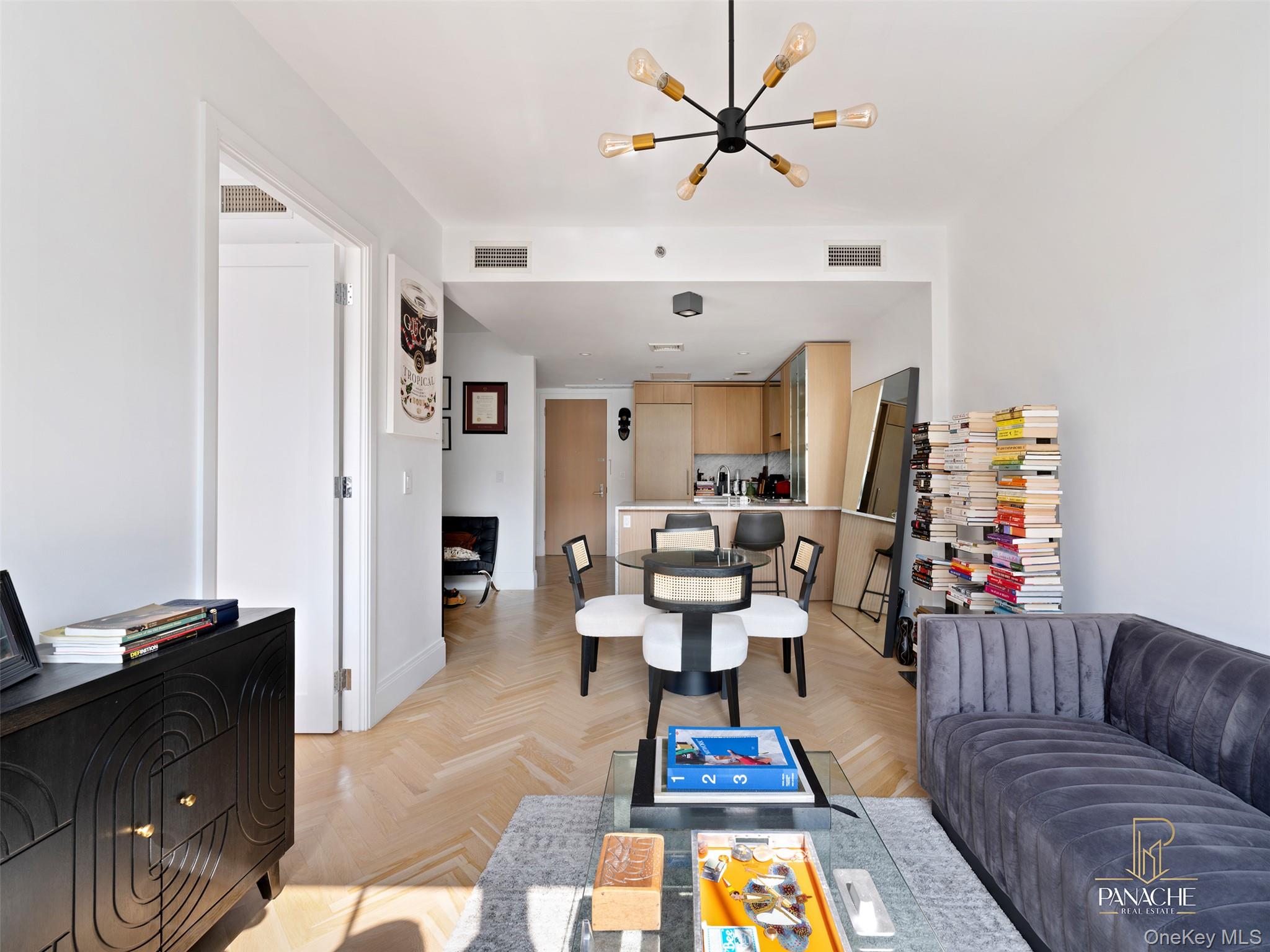 300 W 122nd St #6N
