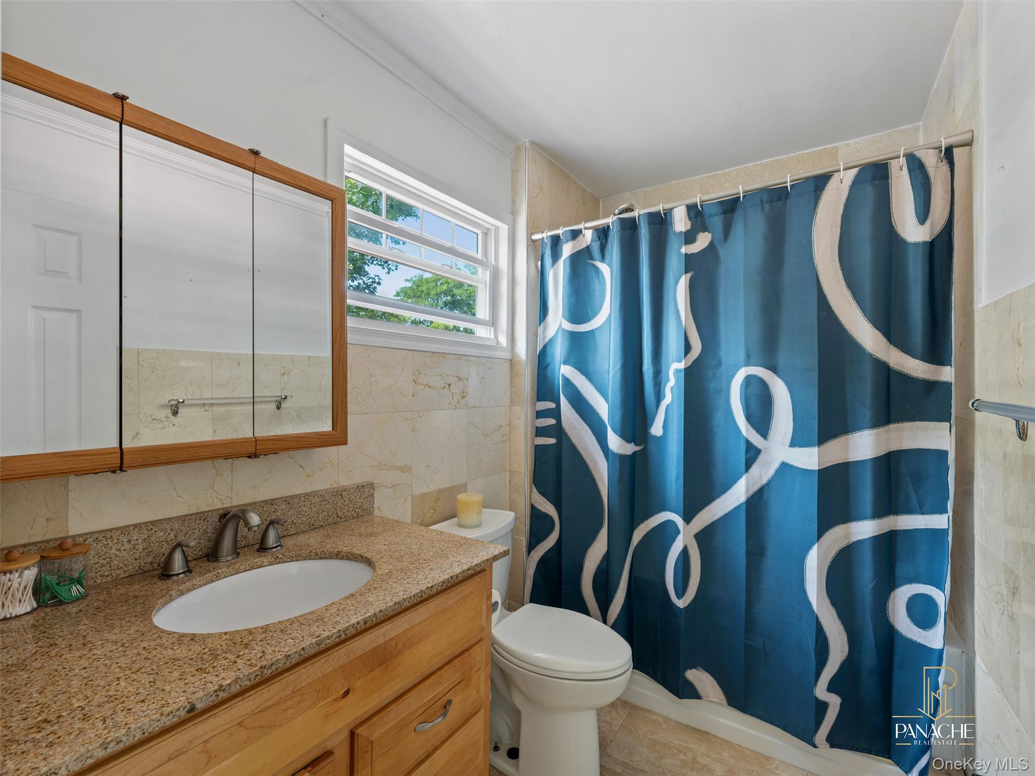 18 Shubert Ln
