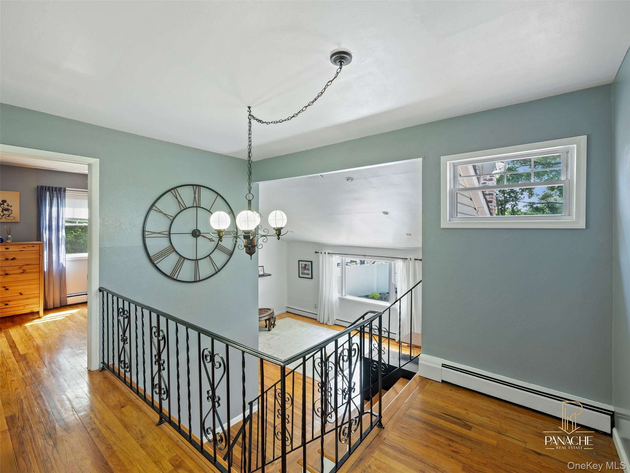 18 Shubert Ln