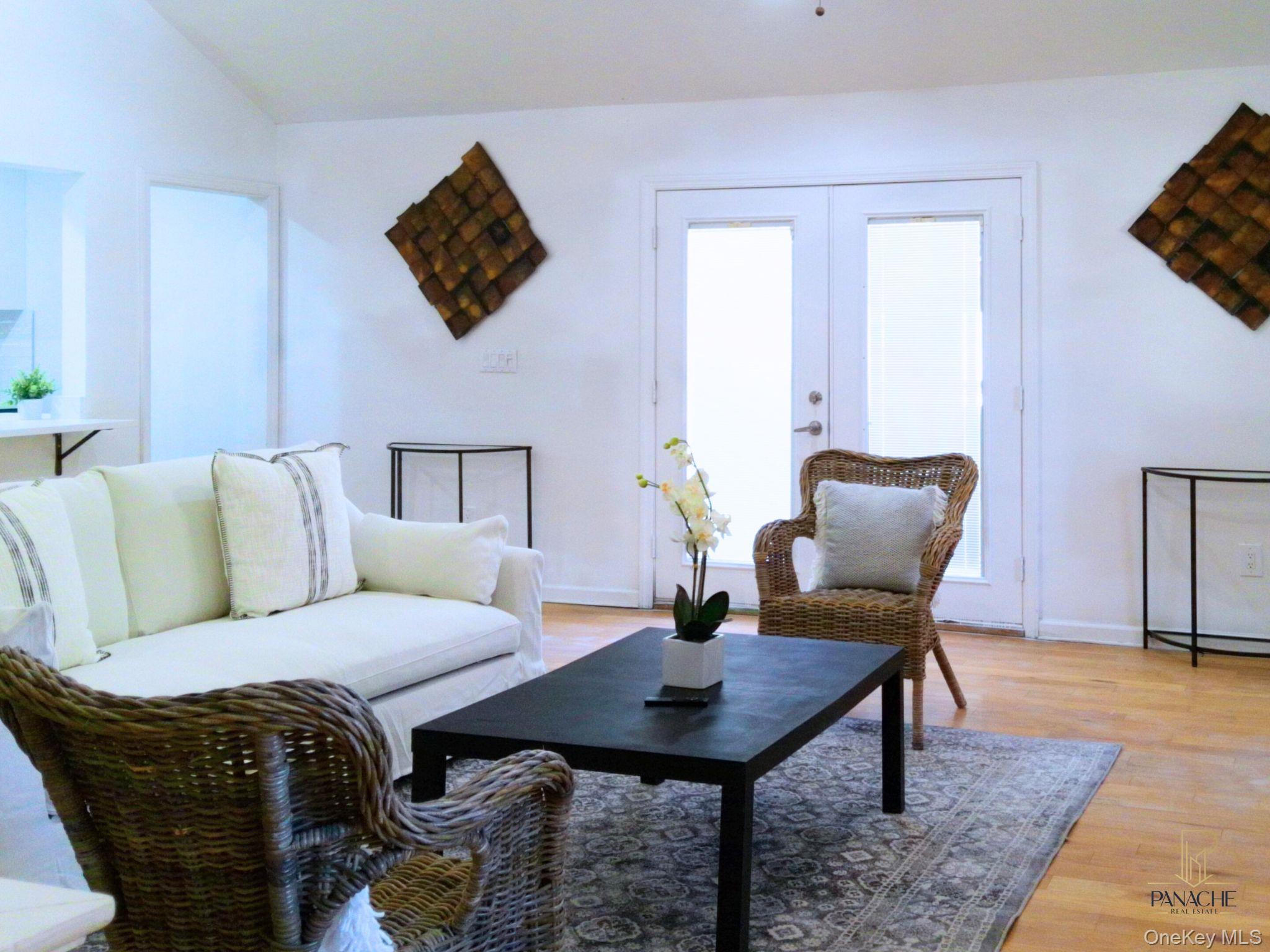 37 Lake Grove Boulevard