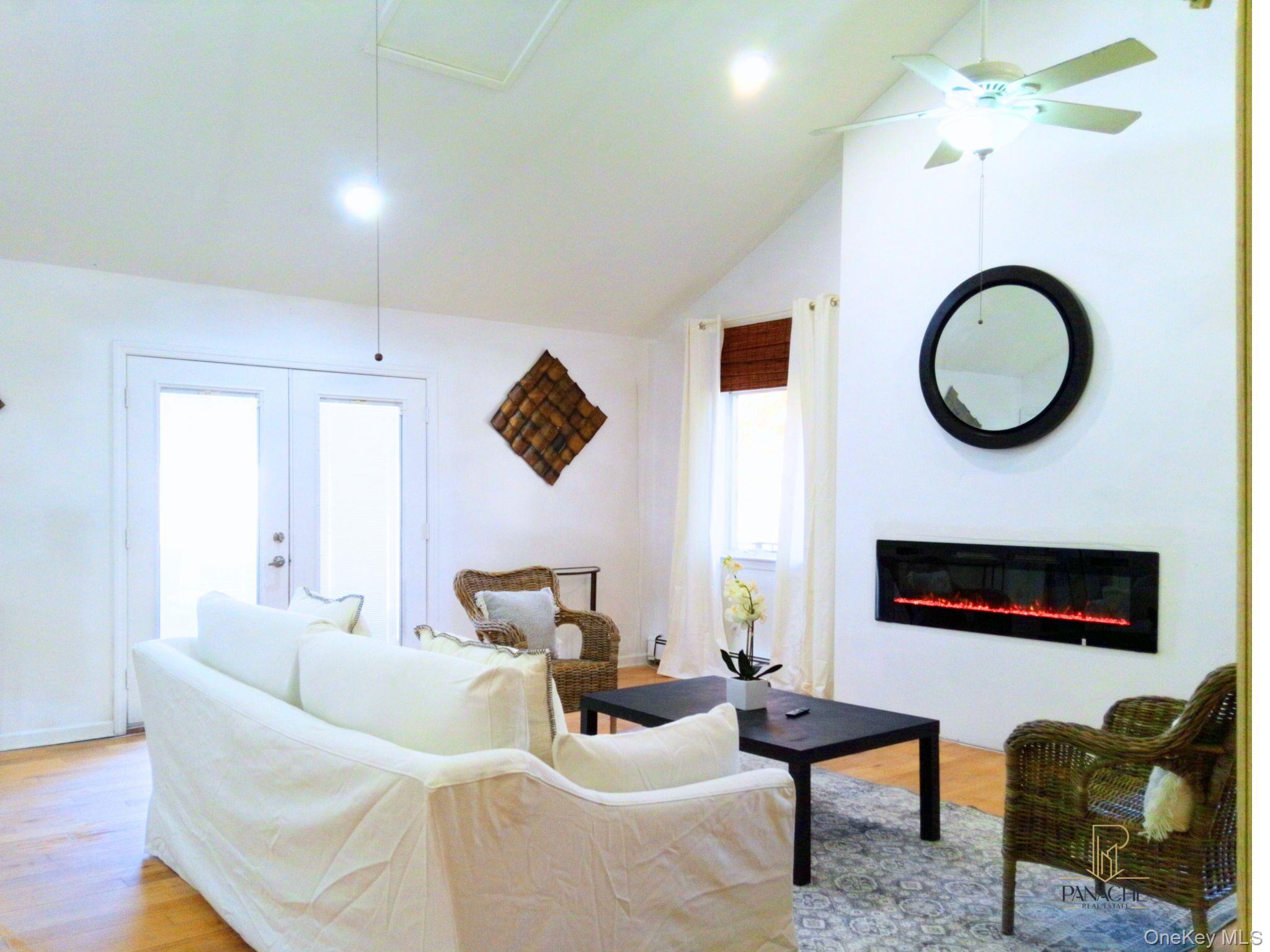 37 Lake Grove Boulevard