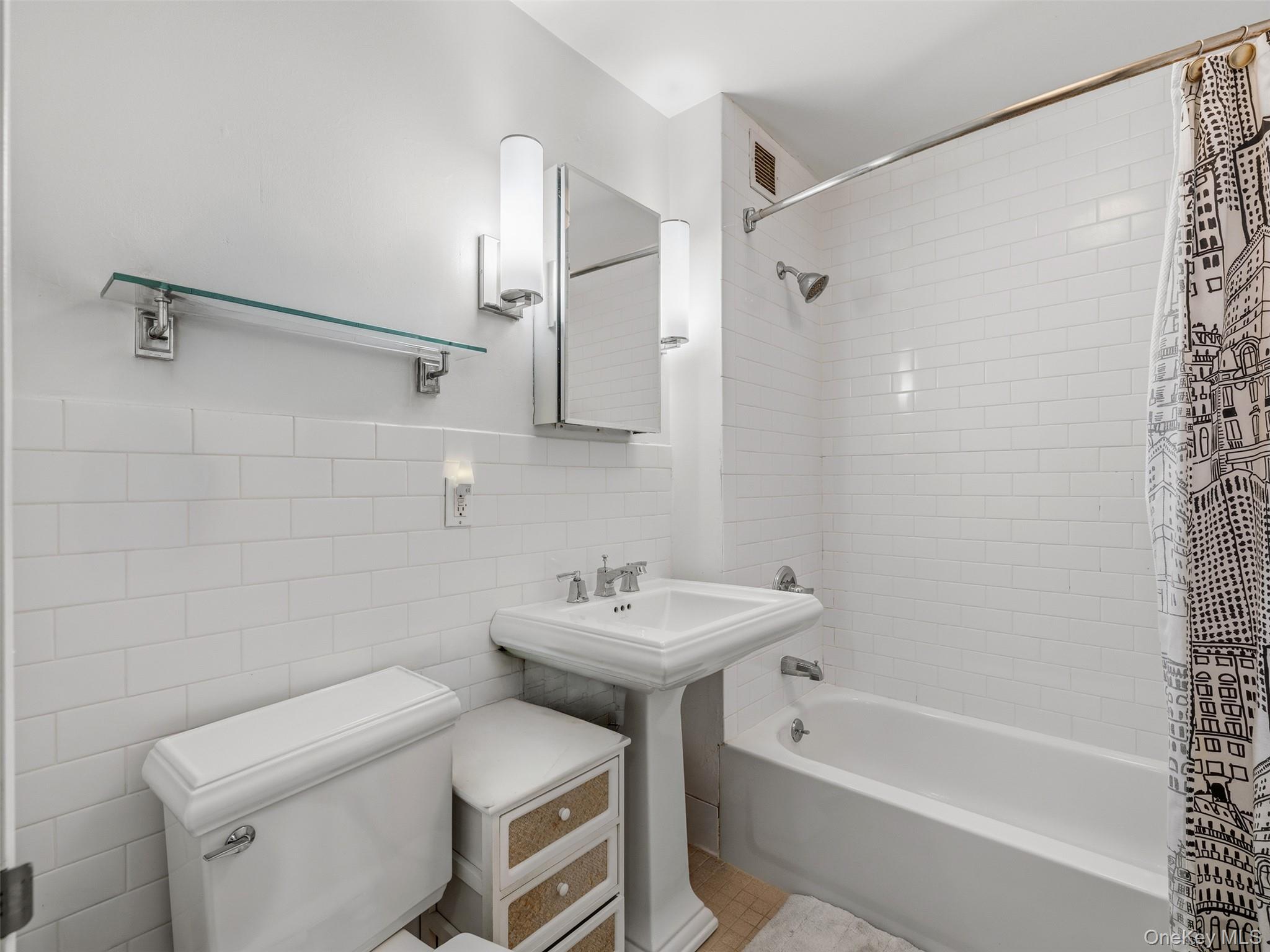 50 E 129th Street Unit: 3B