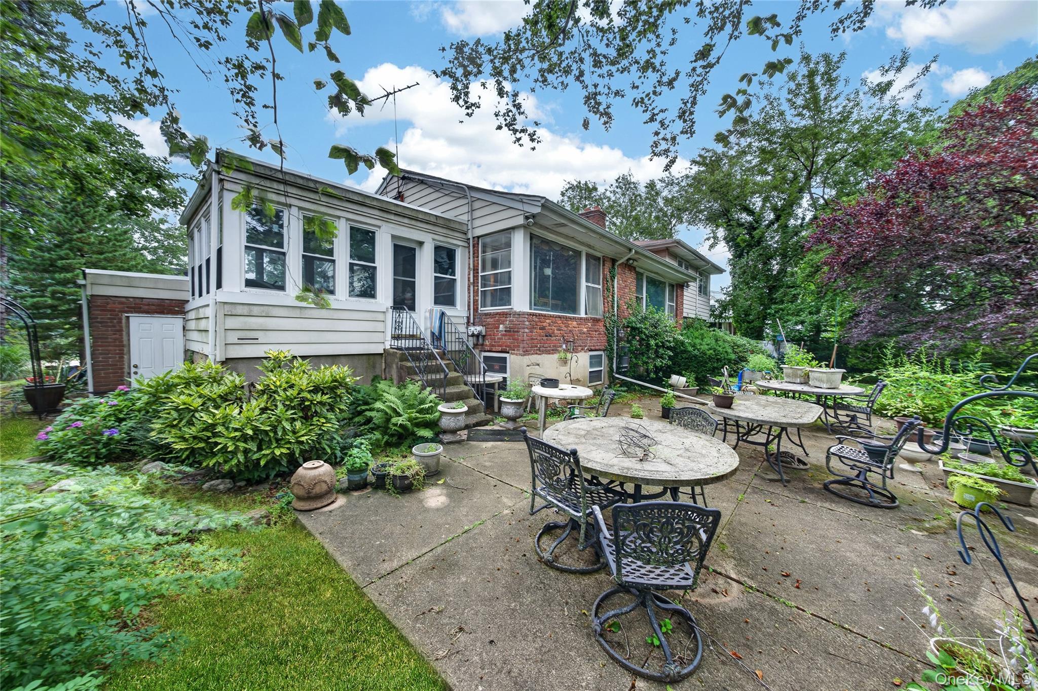 445 Nassau Boulevard