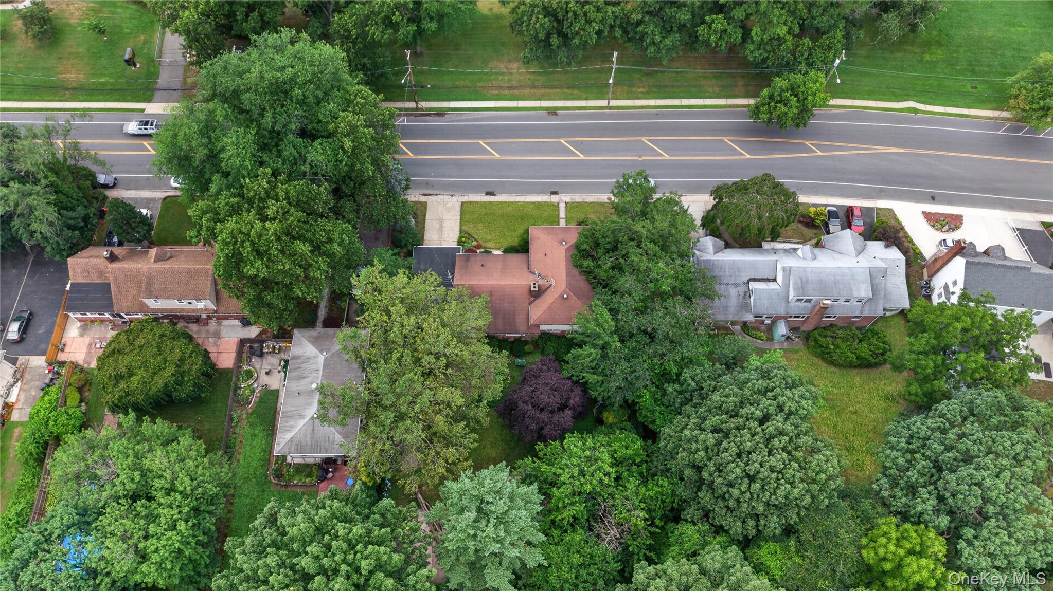 445 Nassau Boulevard