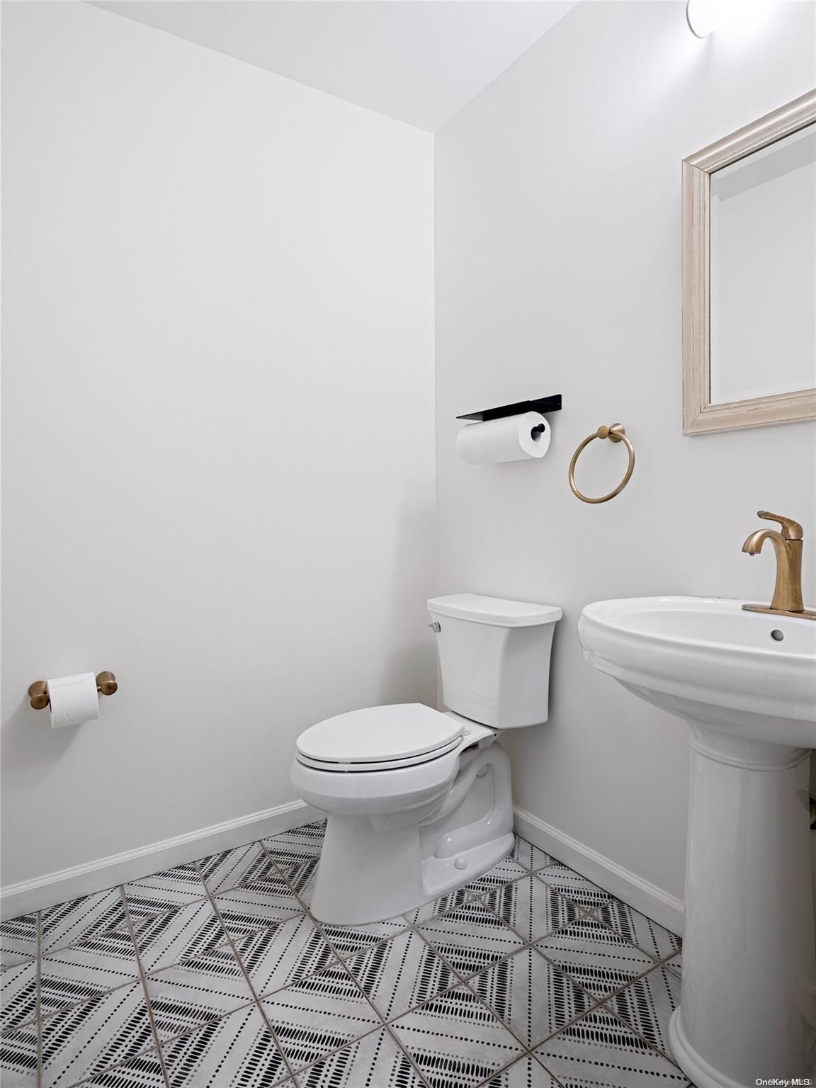 4 White Lane