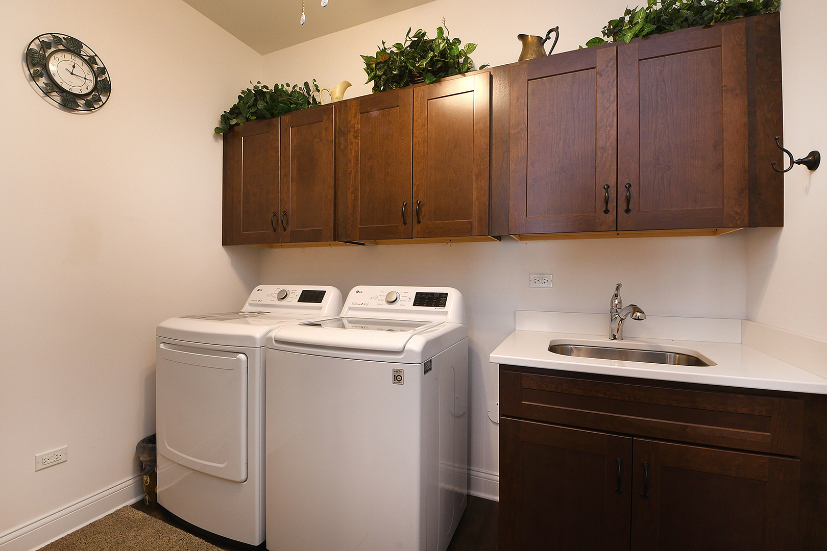 512 Prairie Crossing Drive