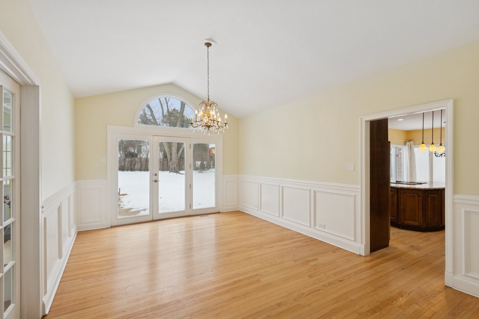 5523 S Garfield Street