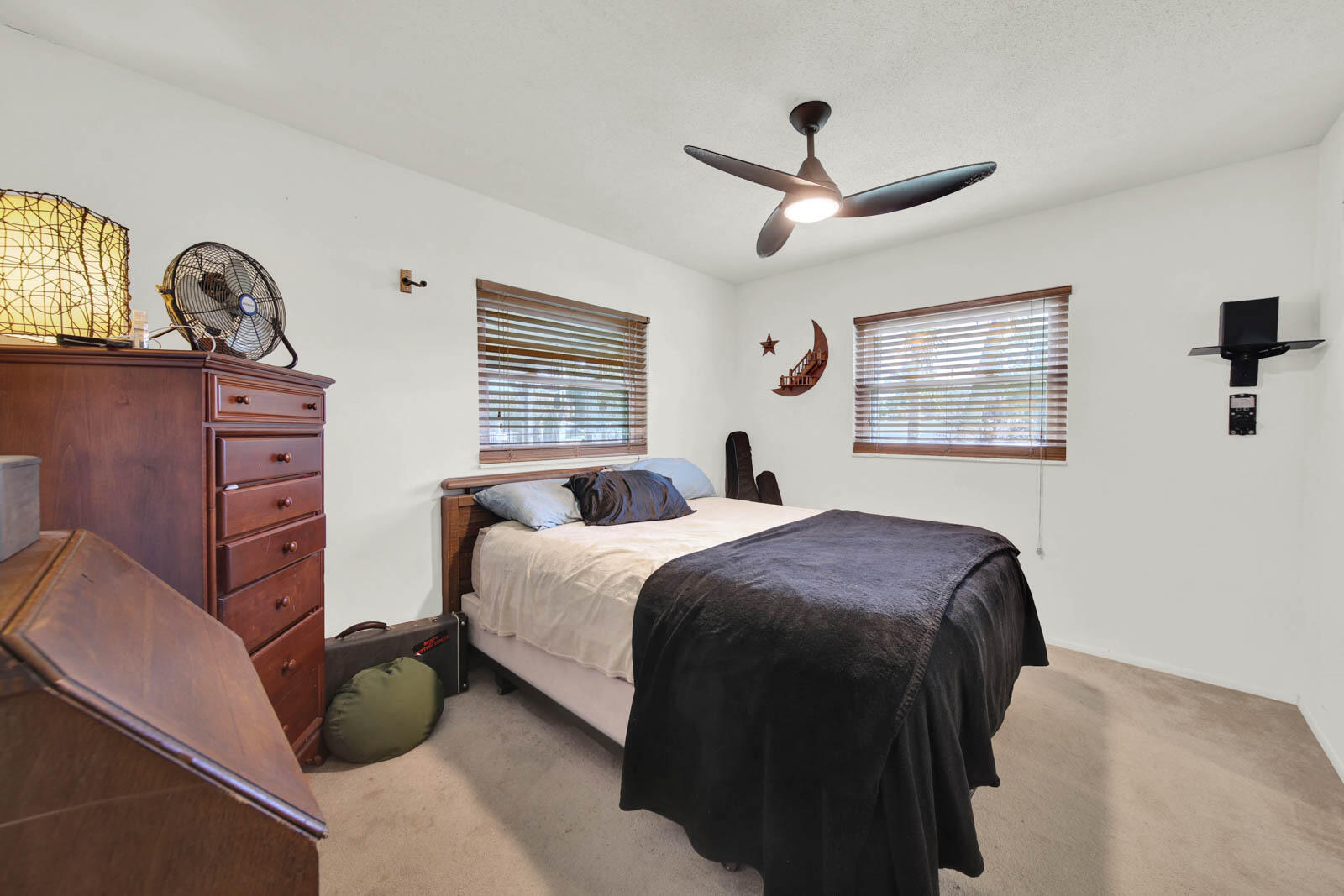 1180 NE Crescent Street