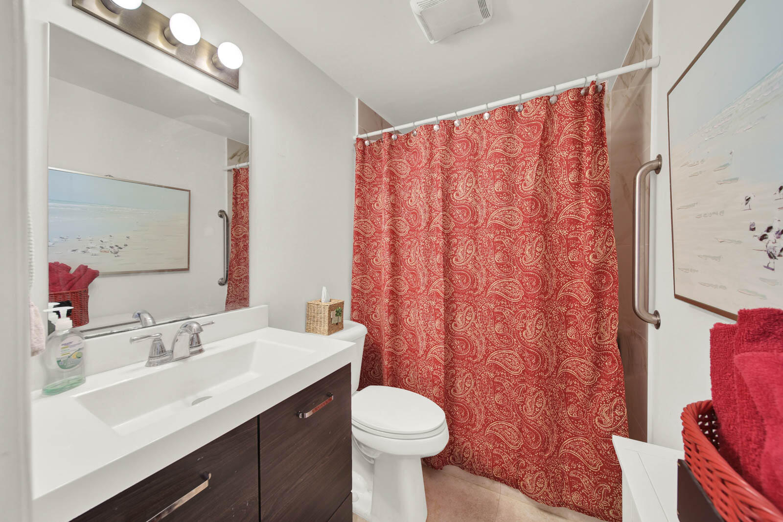 1180 NE Crescent Street