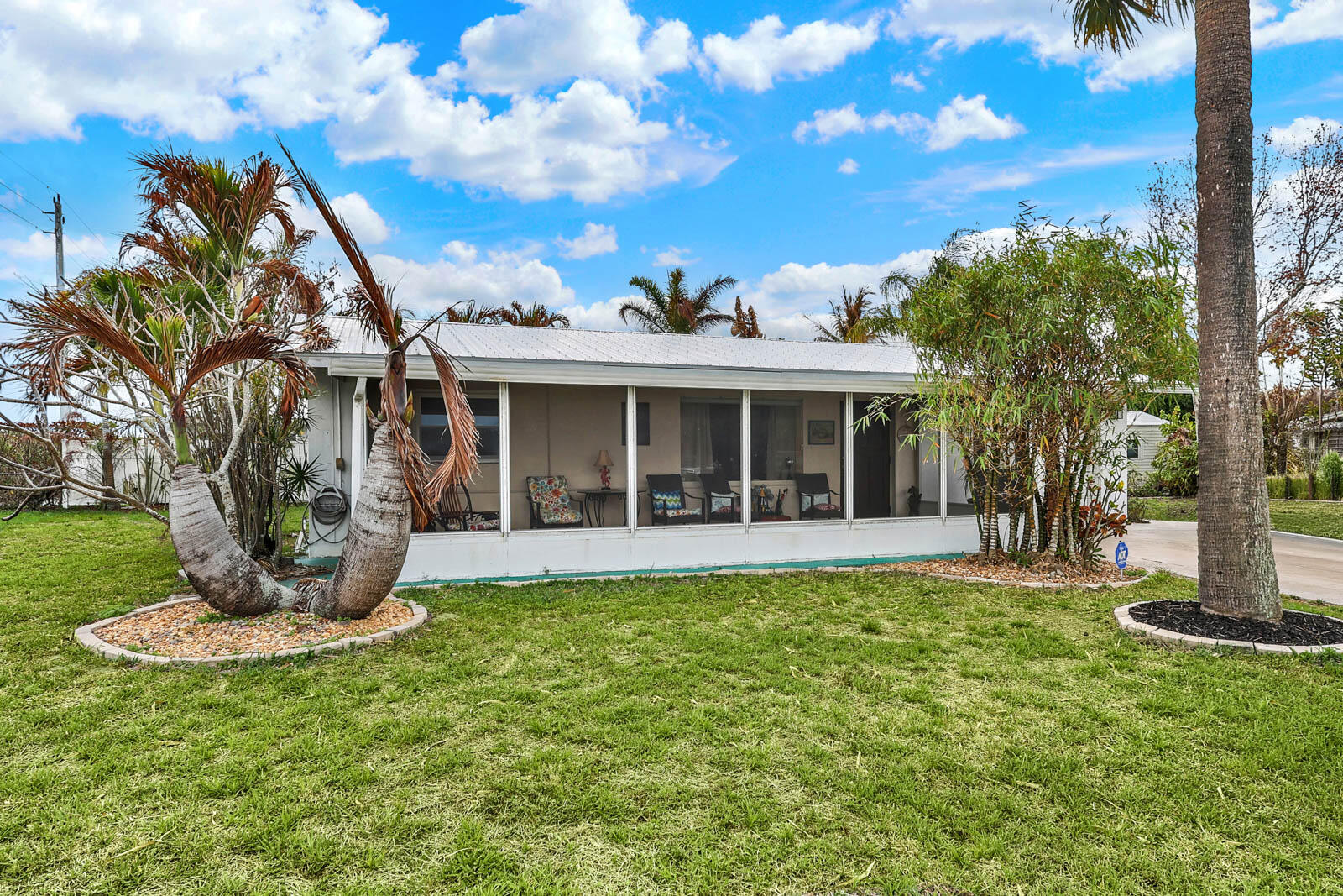 1180 NE Crescent Street