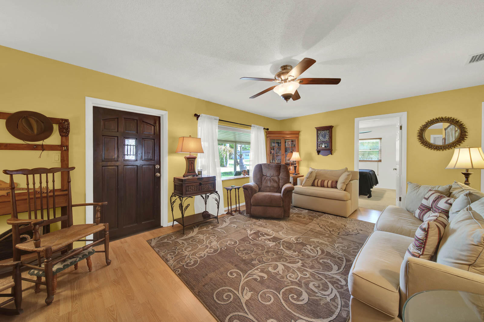 1180 NE Crescent Street