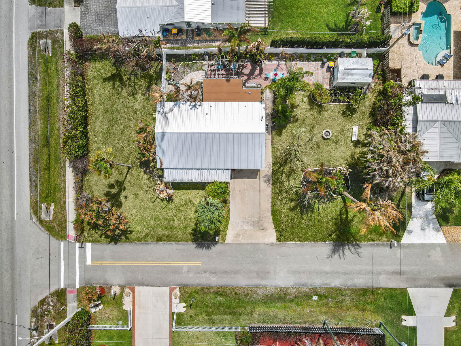 1180 NE Crescent Street