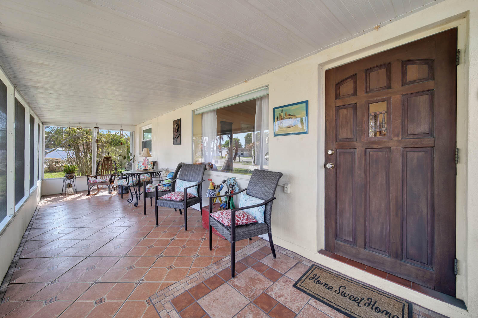 1180 NE Crescent Street