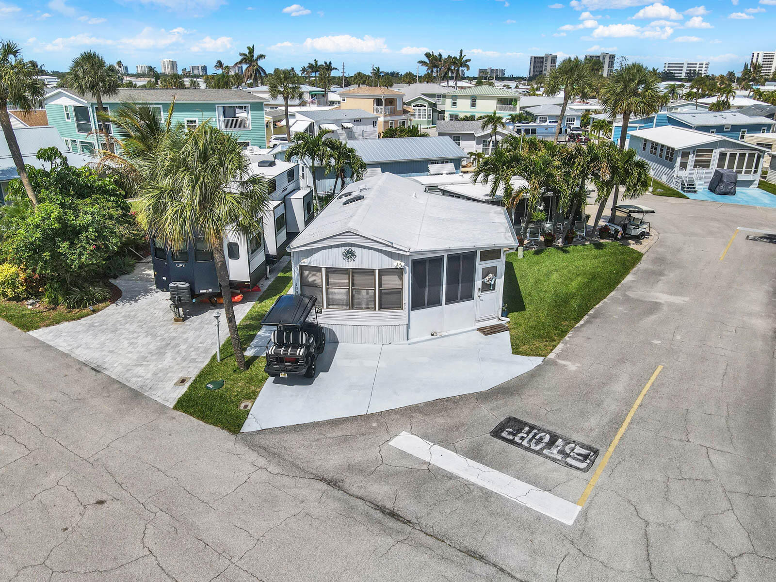 1397 Nettles Boulevard