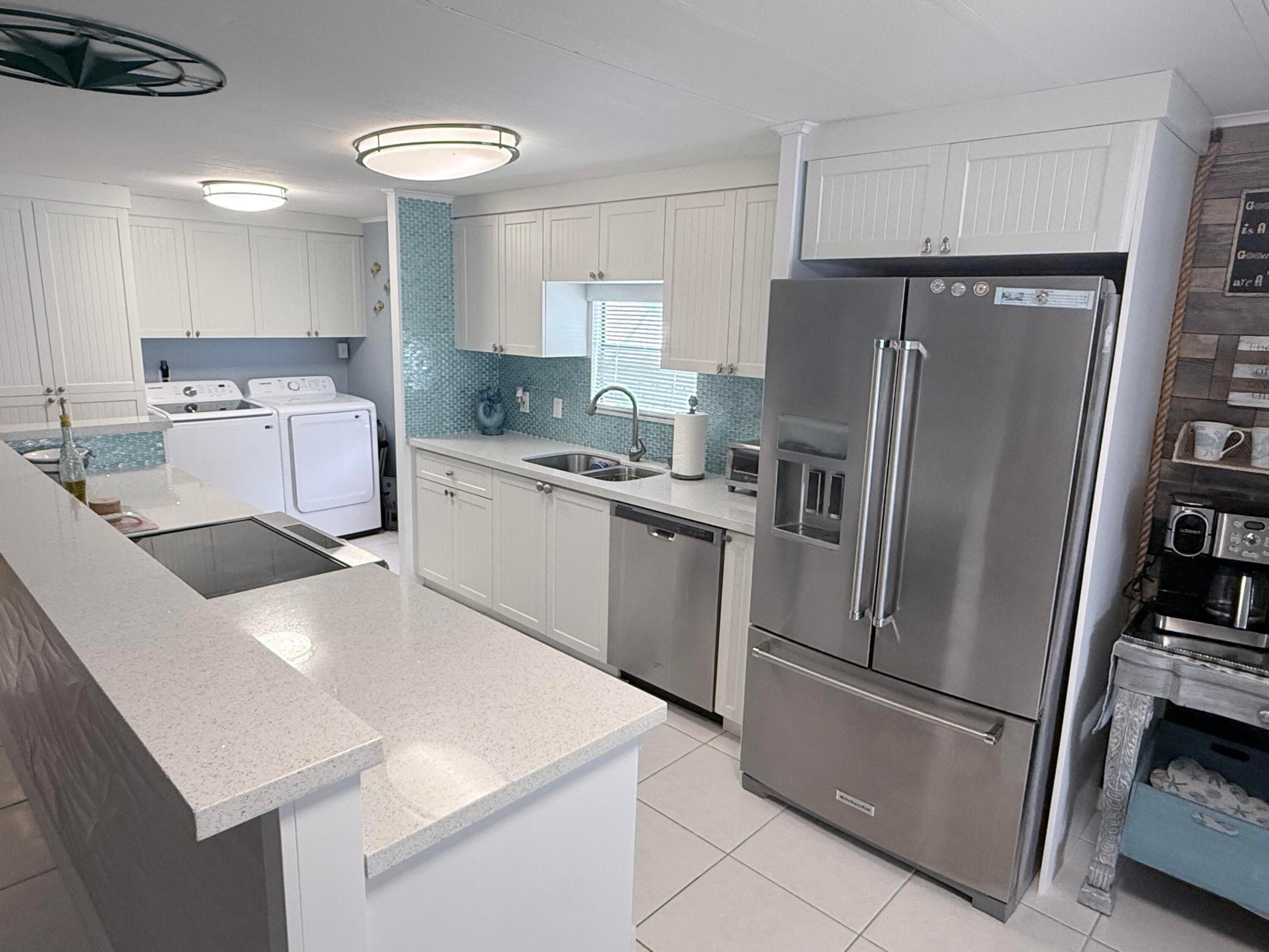 225 W 2nd Court