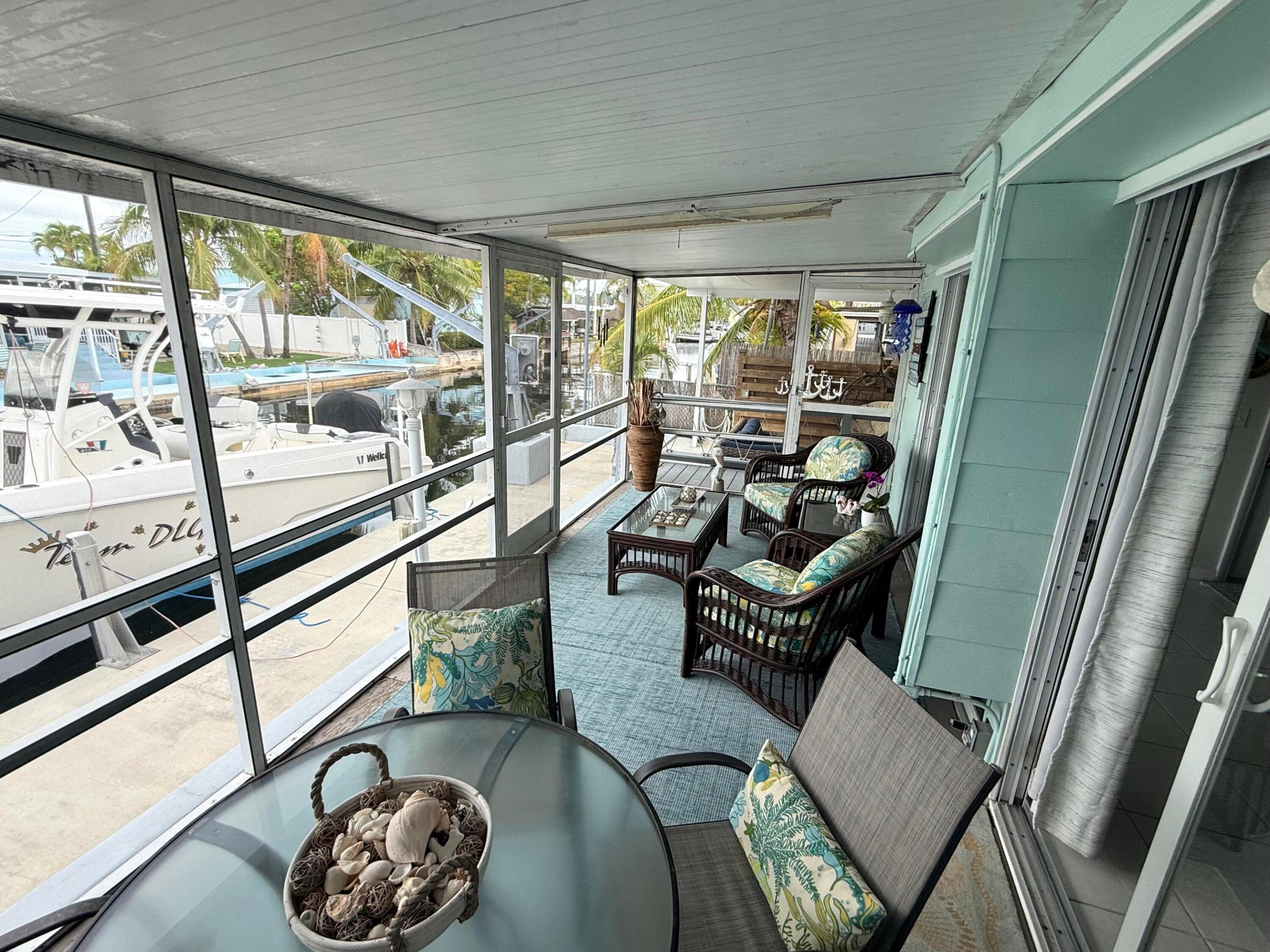 225 W 2nd Court