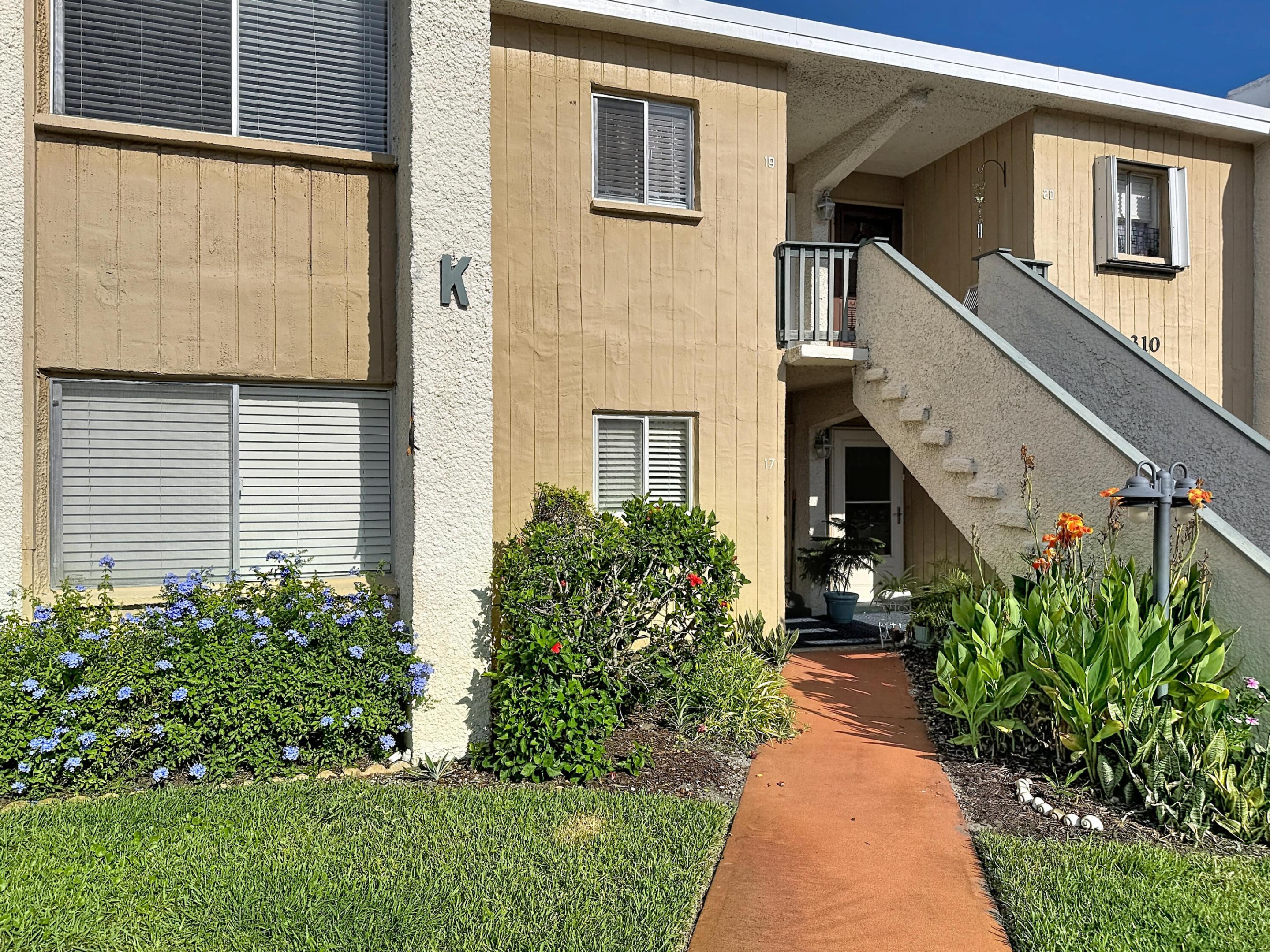 1310 NE 14th Court K17