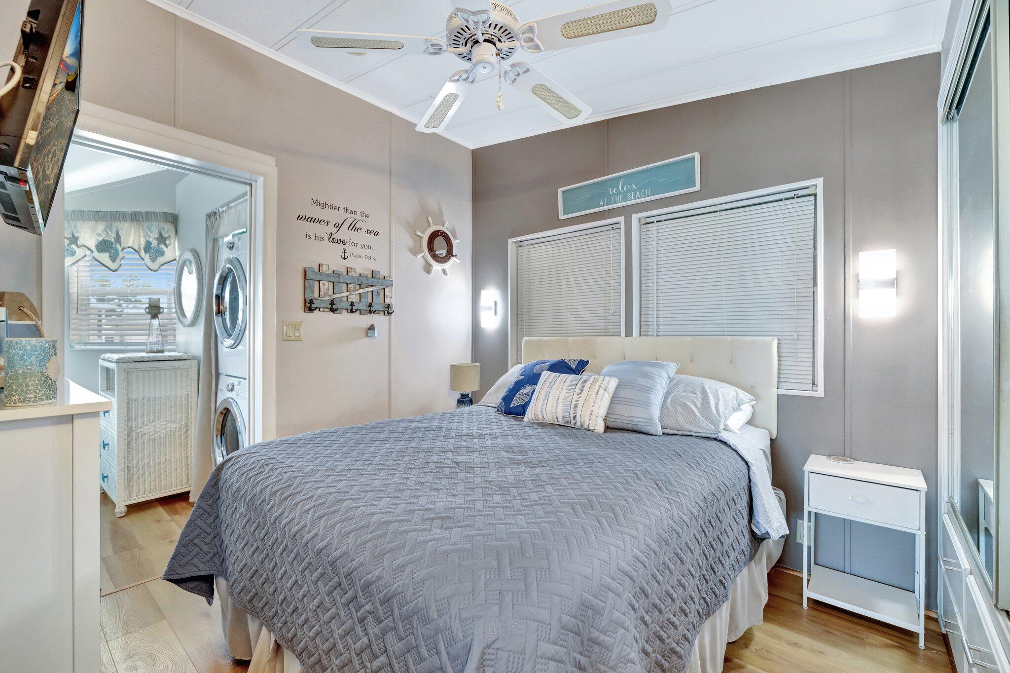 781 Nettles Boulevard