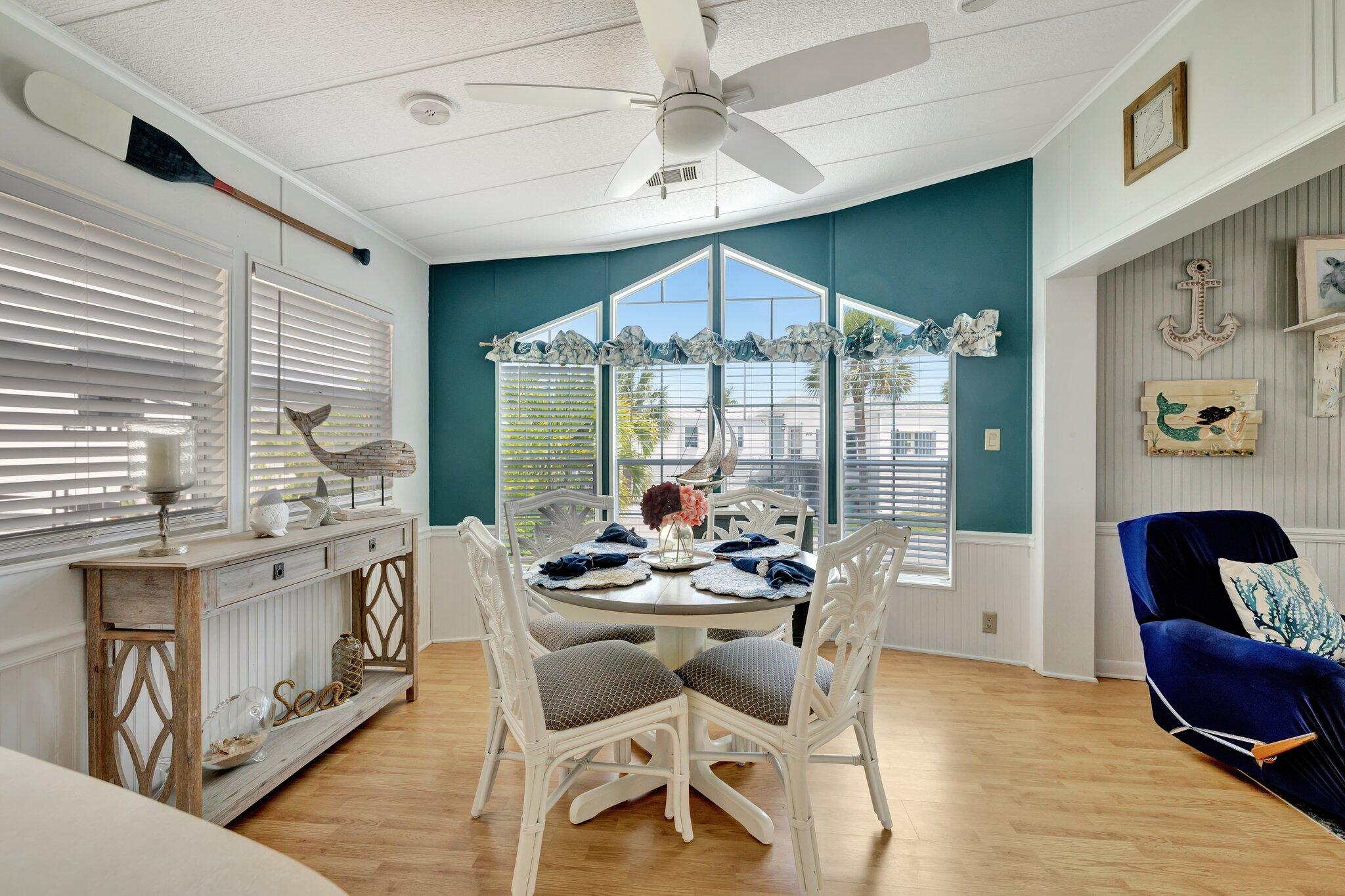 781 Nettles Boulevard