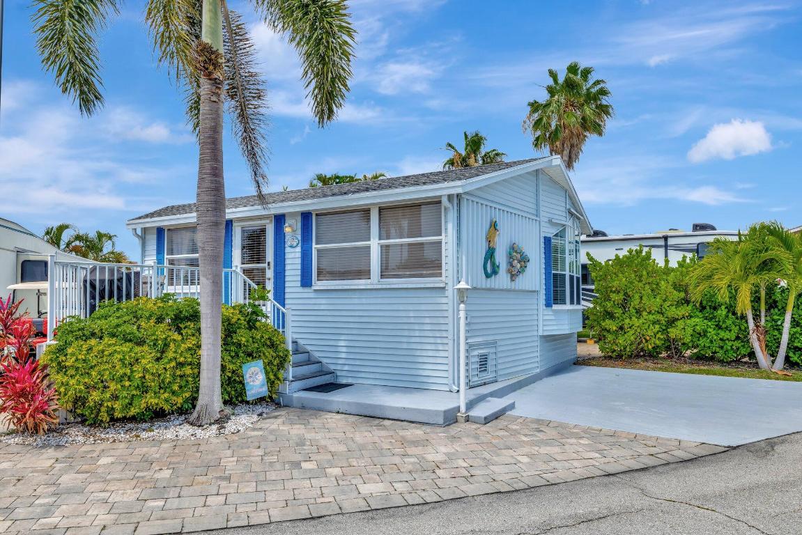 781 Nettles Boulevard