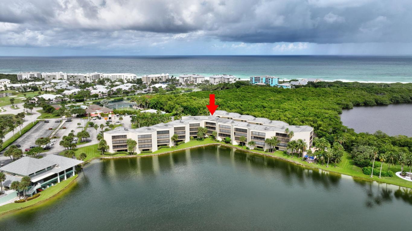 221 NE Plantation Road 406