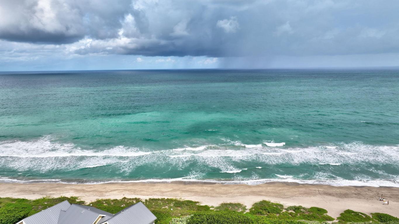 221 NE Plantation Road 406