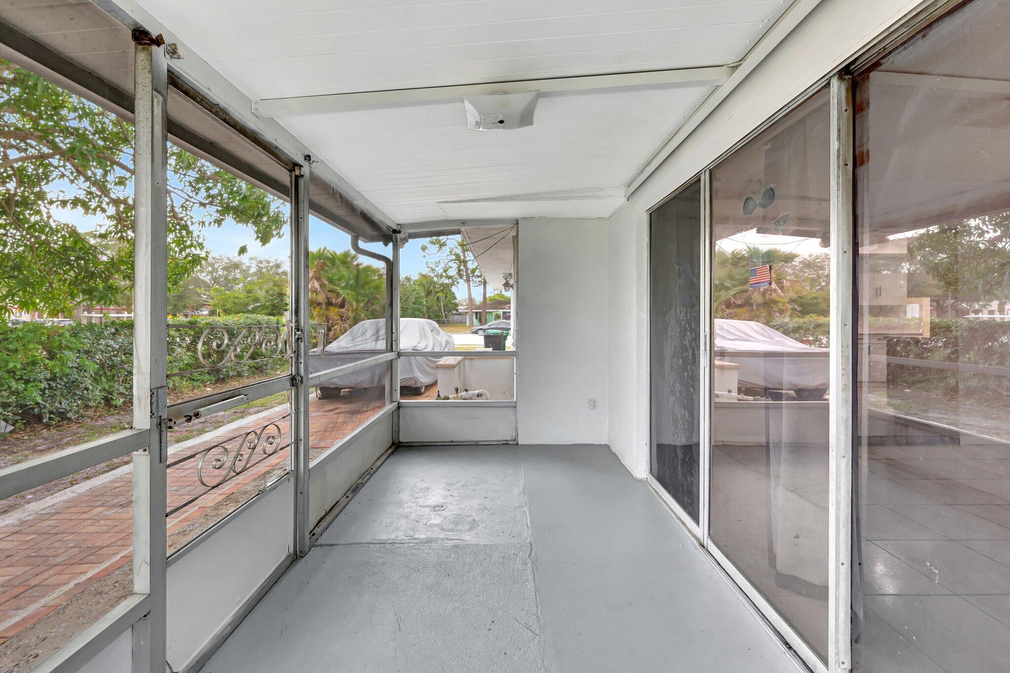 388 E Prima Vista Boulevard