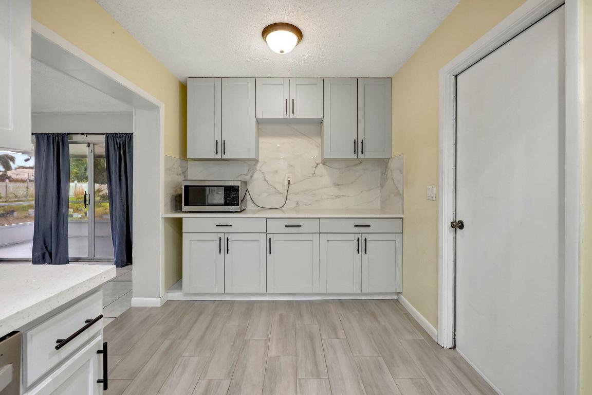 388 E Prima Vista Boulevard