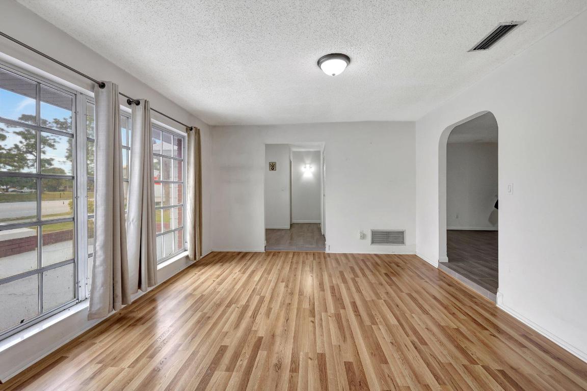 388 E Prima Vista Boulevard