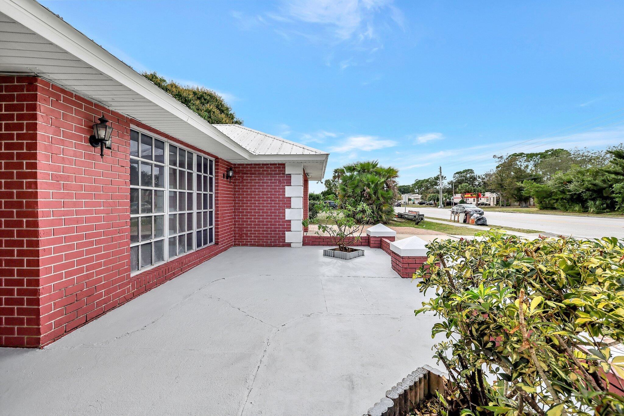 388 E Prima Vista Boulevard