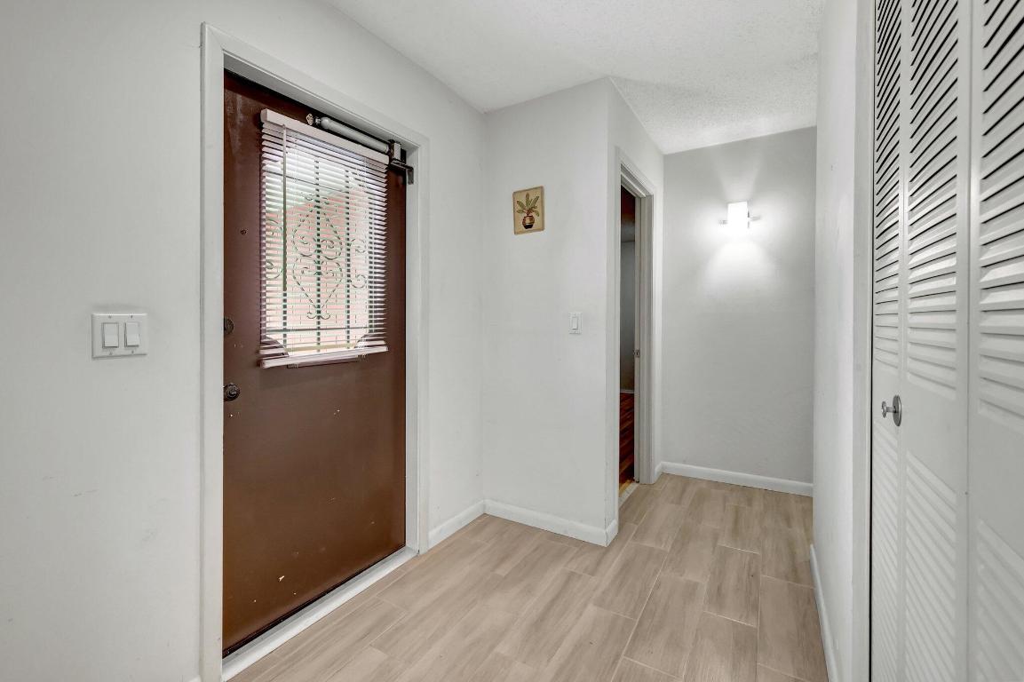 388 E Prima Vista Boulevard