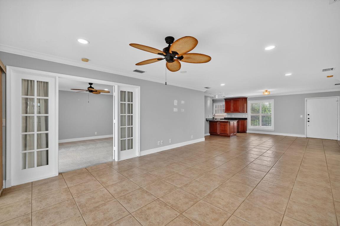 624 SW Saint Lucie Crescent 308