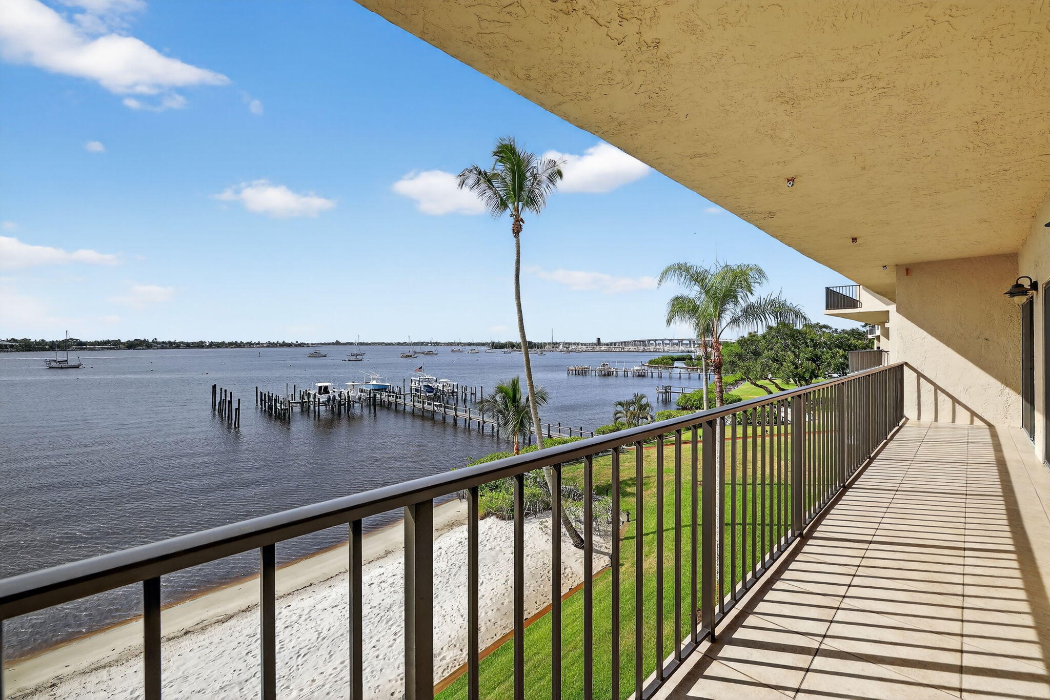 624 SW Saint Lucie Crescent 308