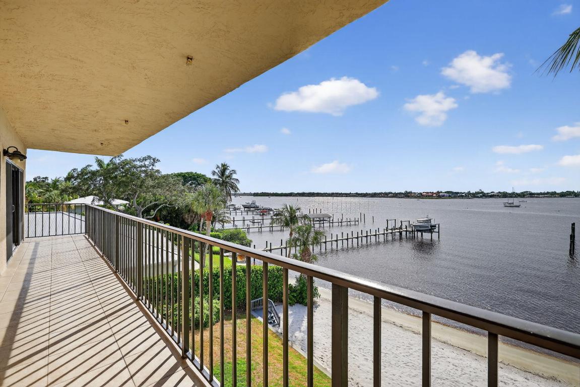 624 SW Saint Lucie Crescent 308