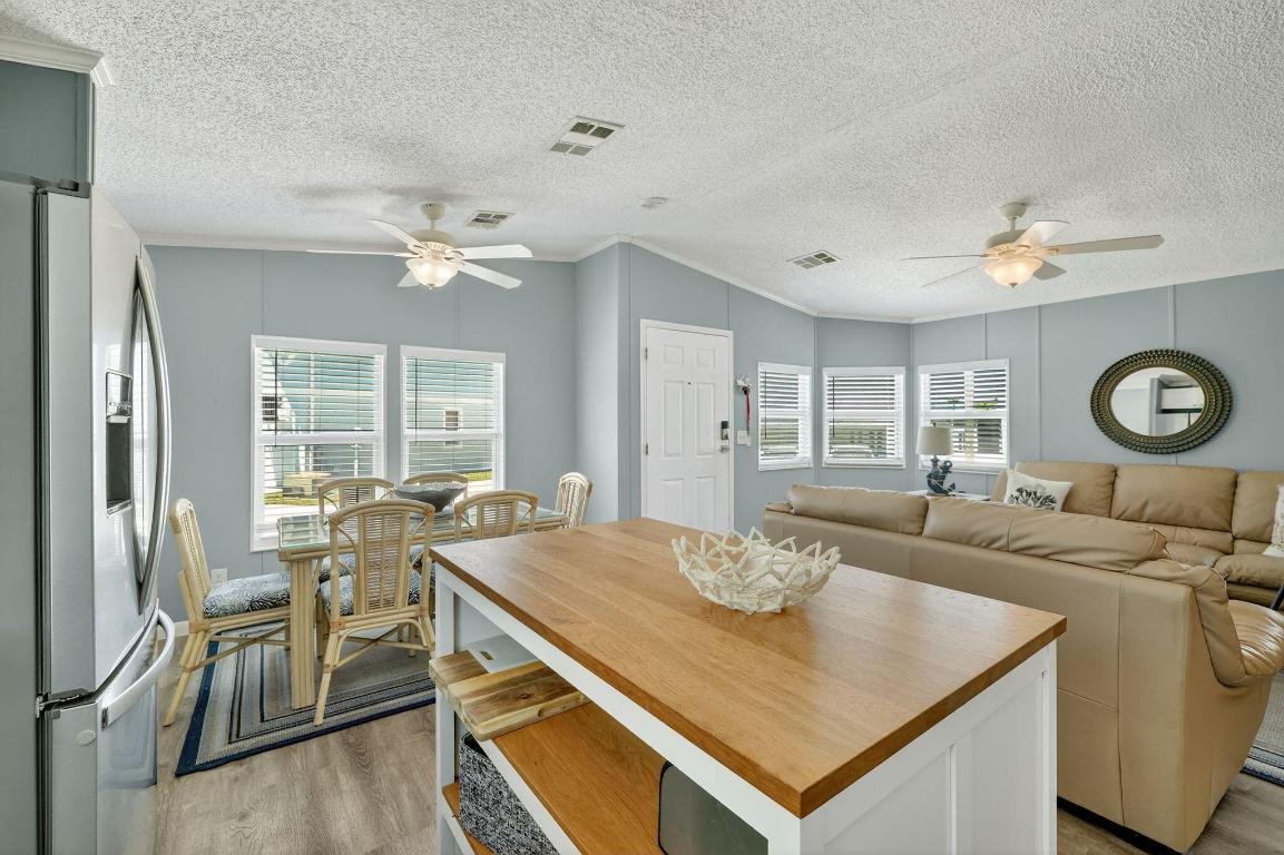 10701 S Ocean Drive 764