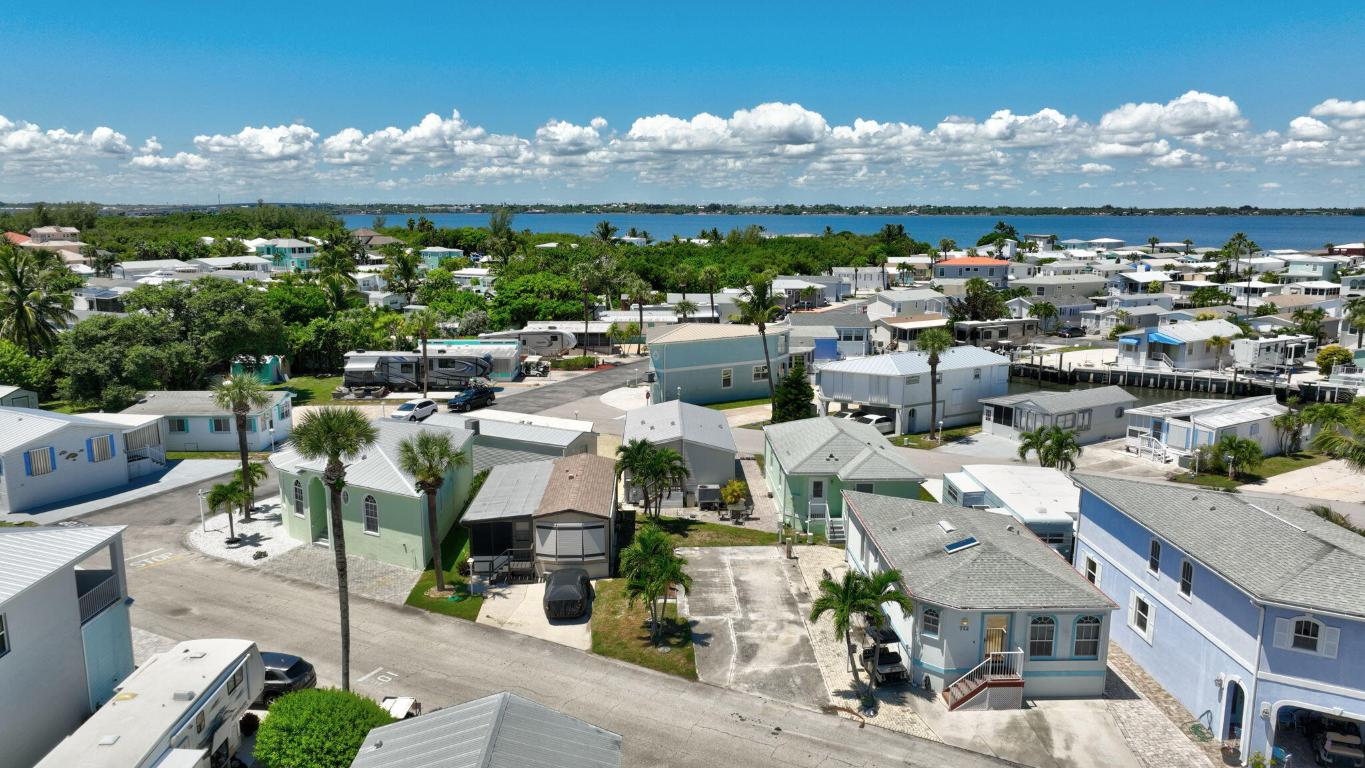 10701 S Ocean Drive 764