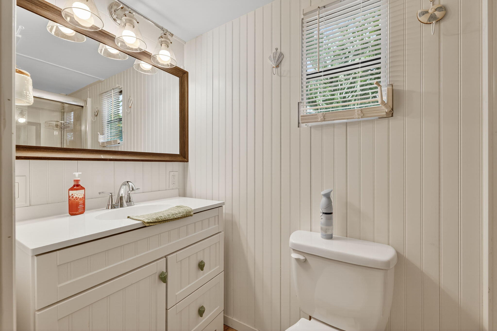 91 Nettles Boulevard