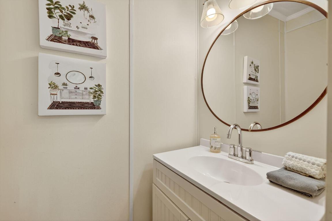 91 Nettles Boulevard