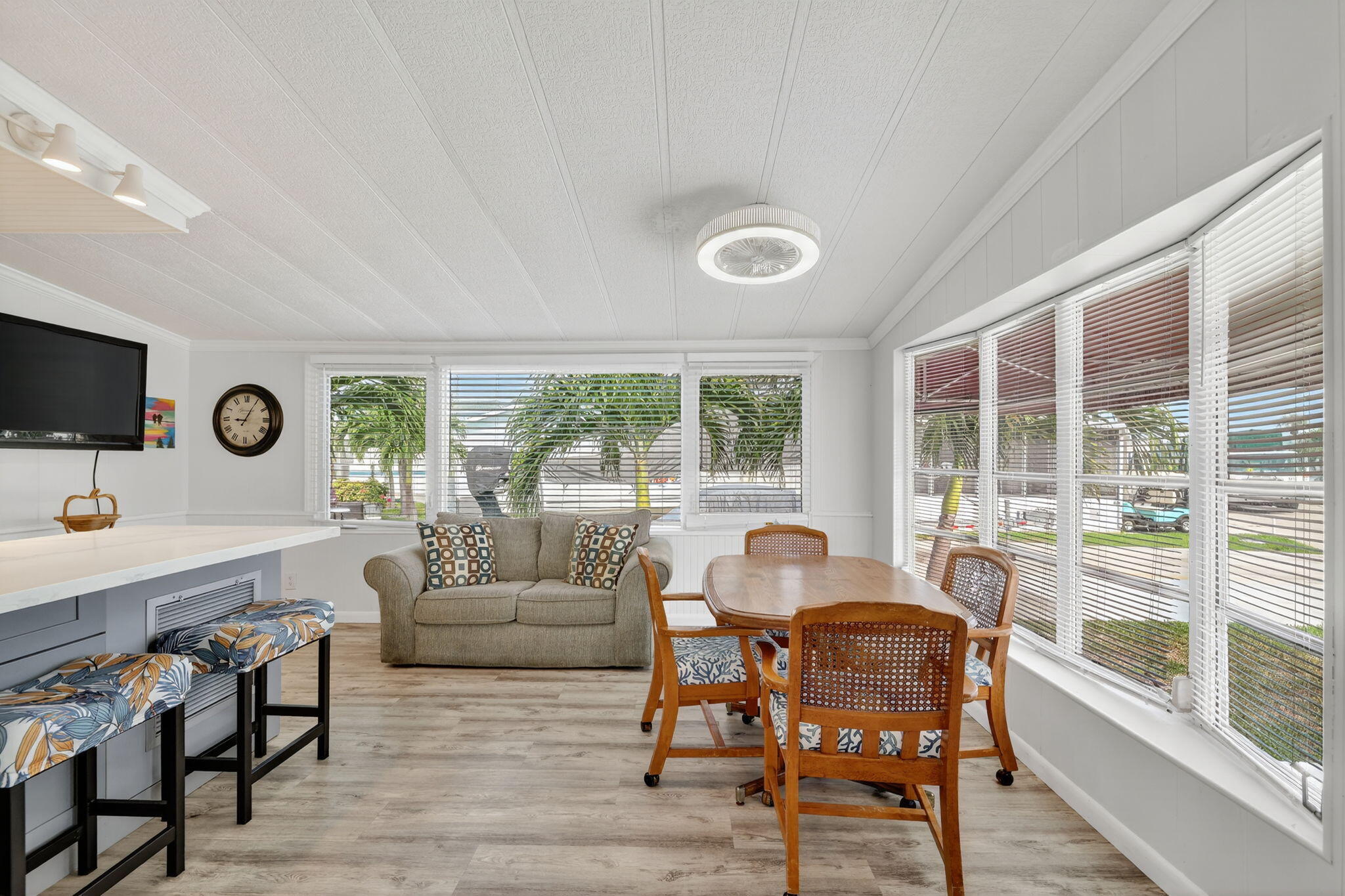 91 Nettles Boulevard