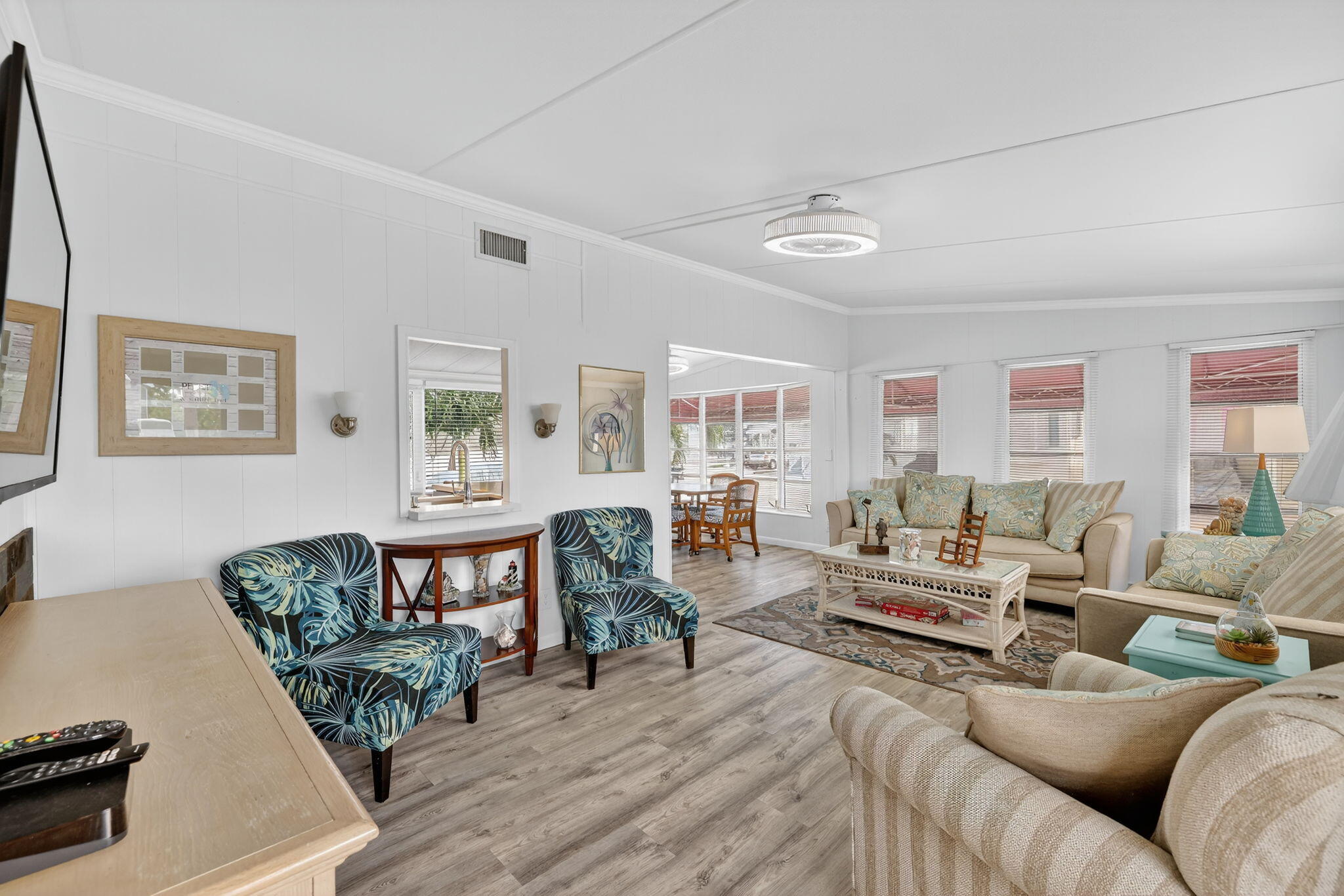 91 Nettles Boulevard