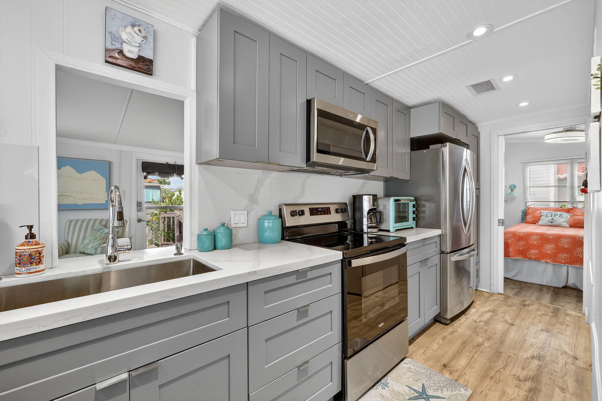 91 Nettles Boulevard