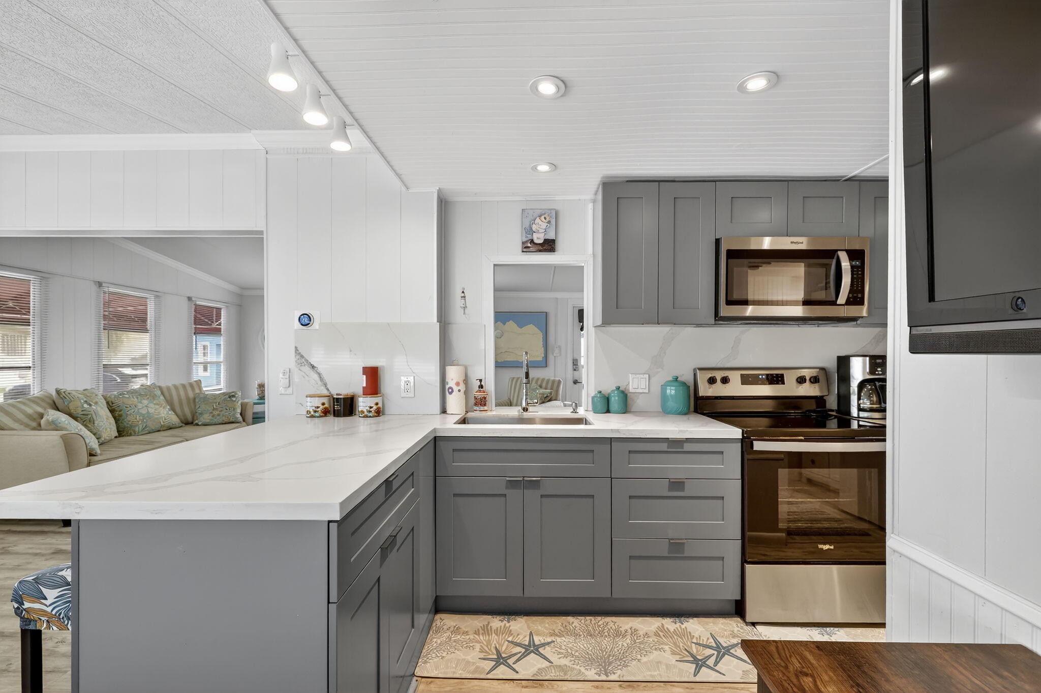 91 Nettles Boulevard