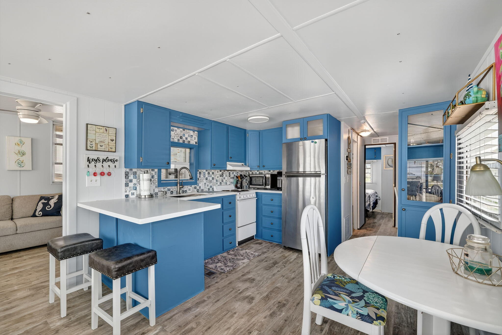 121 Nettles Boulevard